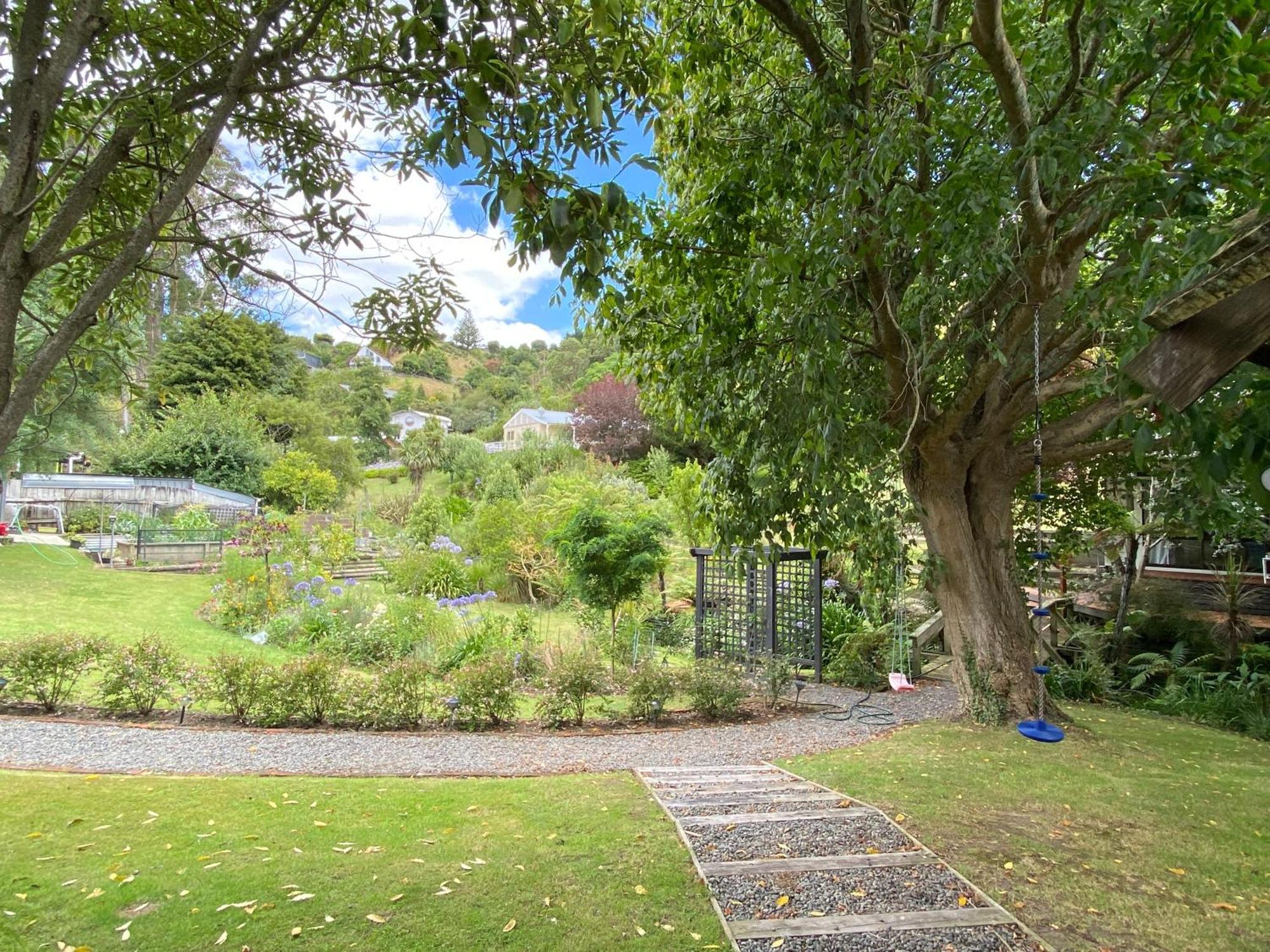 Superb Studio Retreat With Spa, Pool & Bbq Access Whanganui Exterior foto