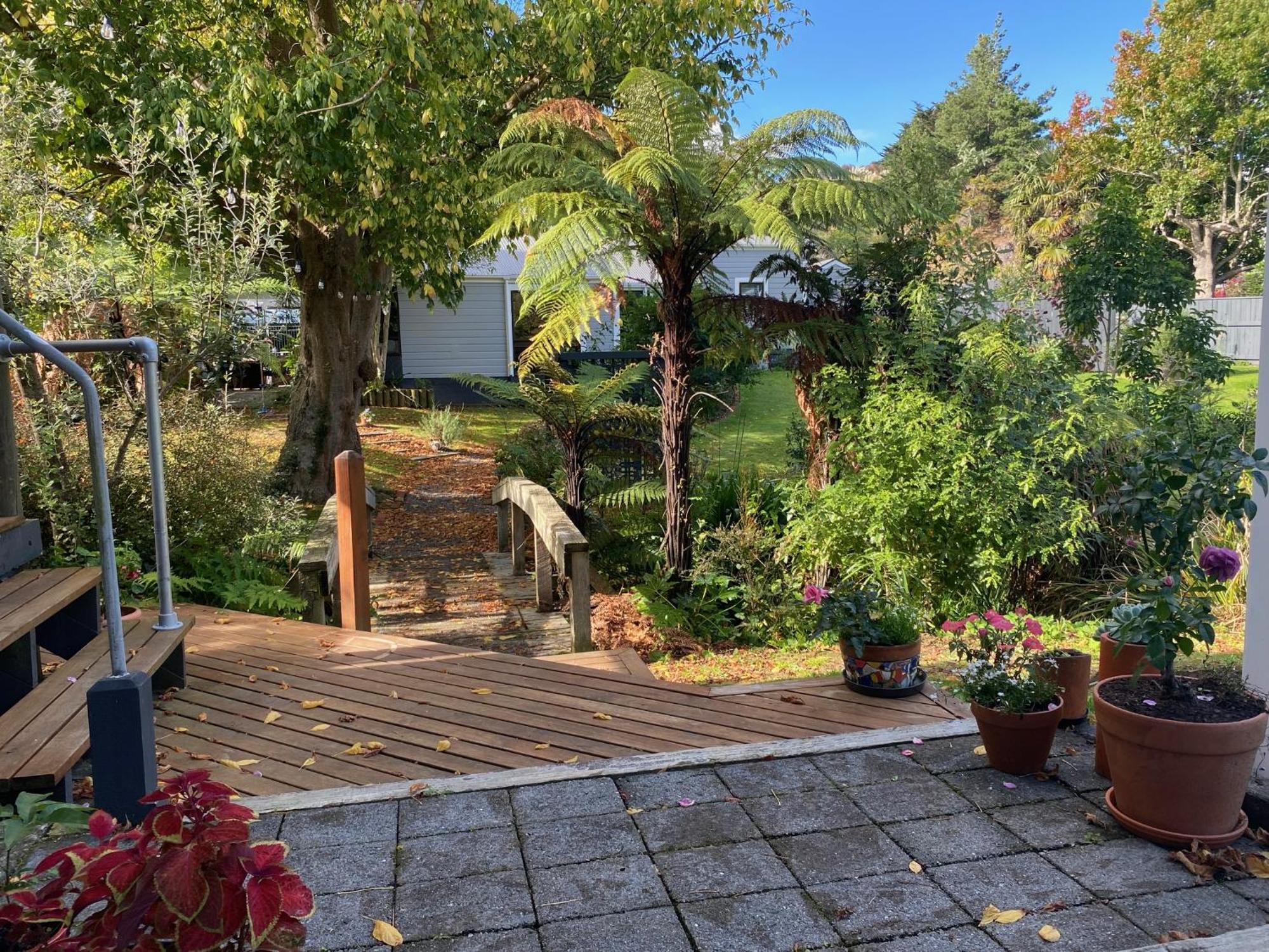 Superb Studio Retreat With Spa, Pool & Bbq Access Whanganui Exterior foto